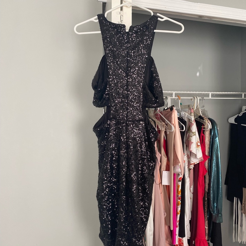 Express black cut out sequin dress - Picture 2 of 4
